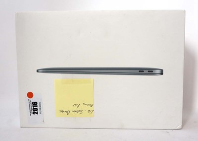 Lot 2016 - MacBook Air 13" 2020 A2337 Space Grey laptop...