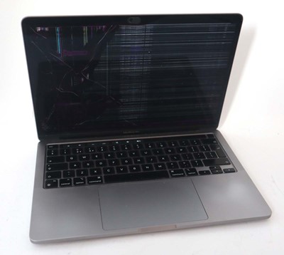 Lot 2023 - MacBook Pro 13" 2020 A2338 Space Grey laptop...