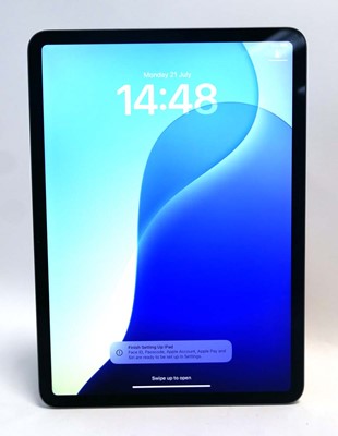 Lot 2067 - iPad Pro 11 64GB Space Grey