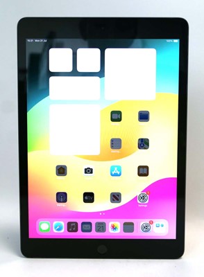 Lot 2091 - iPad 8th Gen 32GB Space Grey