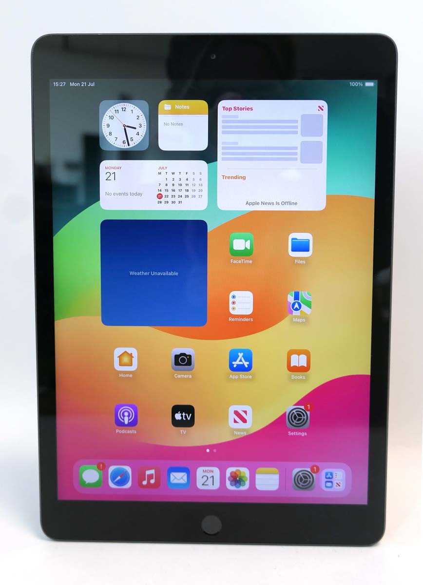 Lot 2094 - iPad 8th Gen 32GB Space Grey