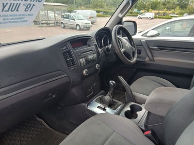 Lot 4003 - (WG09 XVV) 2009 Mitsubishi Shogun 4Work DI-D...