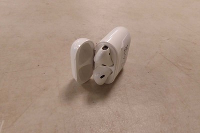 Lot 2091 - Pair of Apple AirPods 2nd generation, model no....