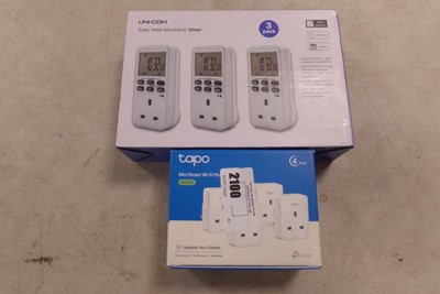 Lot 2100 - Tapo Mini Smart Wi-Fi Plus plug pack along...