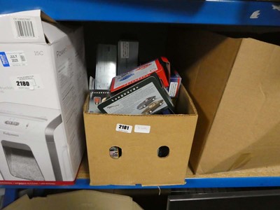 Lot 2181 - Box containing various vanguard diecast figures