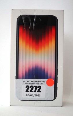 Lot 2272 - iPhone SE 2022 64GB Midnight with box