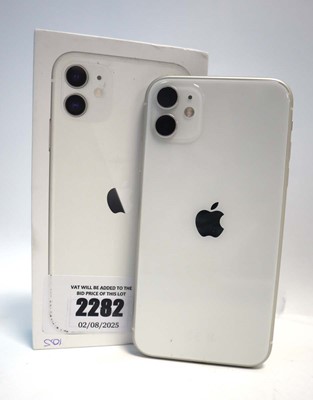 Lot 2282 - iPhone 11 64GB White with box