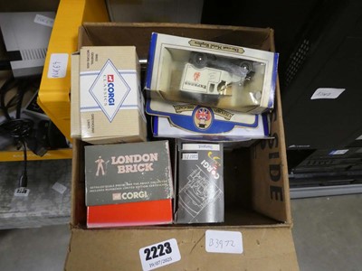 Lot 2223 - Two boxes of diecast vehicles