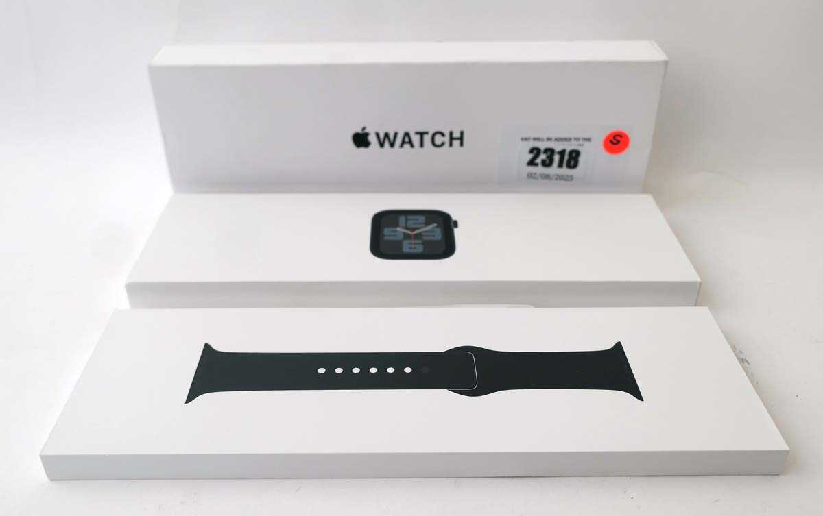 Lot 2318 - *Sealed* Apple Watch SE 2nd Gen 40MM Midnight Al
