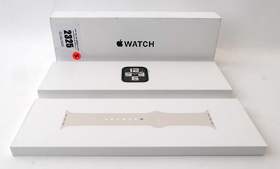 Lot 2325 - *Sealed* Apple Watch SE 2nd Gen 40MM Starlight