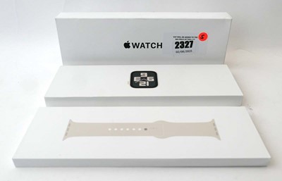 Lot 2327 - *Sealed* Apple Watch SE 2nd Gen 40MM Starlight