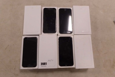 Lot 2081 - 4 x Apple iPhone 6