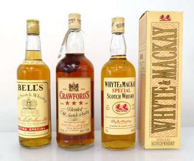 Lot 193 - 3 old bottles, 1x Crawford's 3 star Old Scotch...