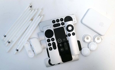 Lot 2441 - Mixed loose Apple accessories; Apple Pencils,...