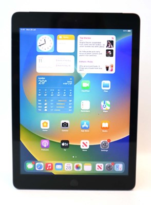 Lot 1084 - iPad 5th Gen 32GB Space Grey (SIM slot)