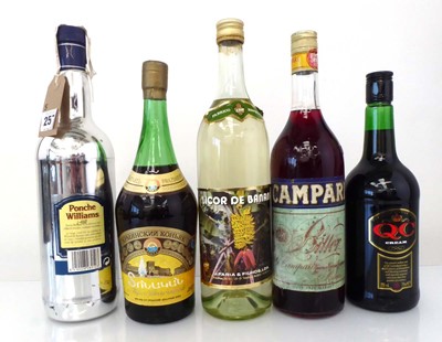 Lot 257 - 5 bottles, 1x Ponche Williams Licor Espana 27%...
