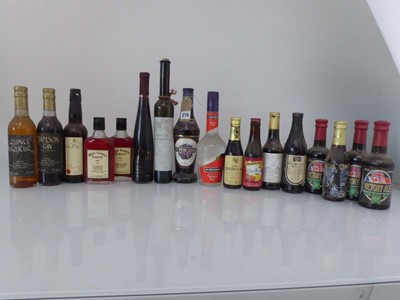 Lot 278 - A mixed lot of 17 bottles, 1x Vedrenne...