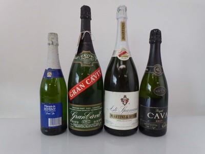 Lot 337 - 4 bottles, 1x Magnum of Gran Cavit Brut...