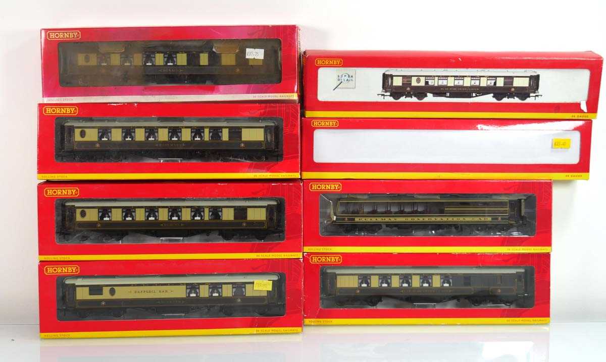 Lot 234 - Eight Hornby OO gauge Pullman coaches...