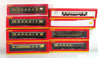 Lot 234 - Eight Hornby OO gauge Pullman coaches...
