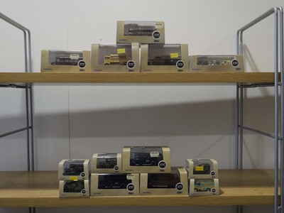 Lot 257 - Thirteen Oxford diecast OO gauge military...