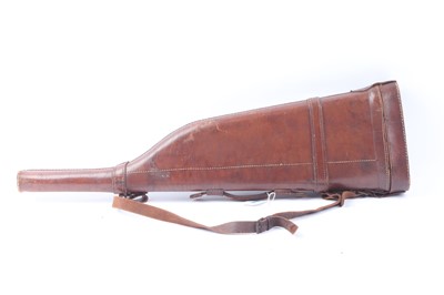 Lot 1418 - Leather 'Leg-O-Mutton' gun case for 30"...