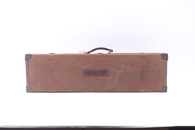 Lot 1421 - Canvas covered oak gun case fitted for 27½...