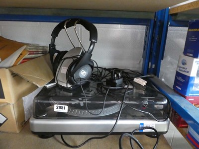 Lot 2951 - Ion TTUSB10 USB turntable, unboxed, with...