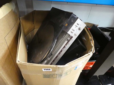 Lot 2960 - Box containing a Denon stereo amplifier, a...