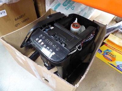 Lot 3126 - Unboxed De'Longhi Magnifica Evo coffee machine