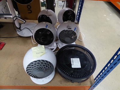 Lot 3160 - 5 Woozoo desktop fans, plus NSA fold away fan