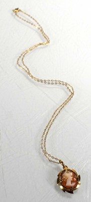 Lot 682 - A 9ct yellow gold fine chainlink necklace...