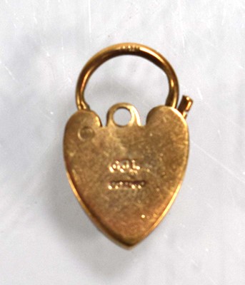 Lot 705 - A 9ct yellow gold clasp of heart shaped form,...