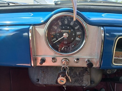 Lot 4006 - (RPY 728H) 1969 Morris Minor 1000 Traveller...