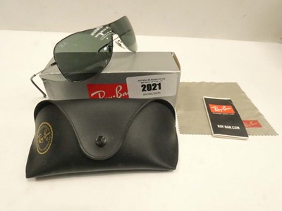 Lot 2021 - Ray-Ban RB3211 sunglasses with case and box