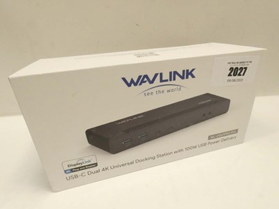 Lot 2027 - Wavlink USB-C dual 4K universal docking station