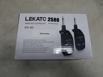 Lot 2586 - Lekato WS-80 receivers