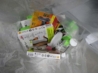 Lot 2643 - Bag containing power banks, handwarmers,...