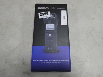 Lot 2596 - Boxed Zoom HM handy recorder
