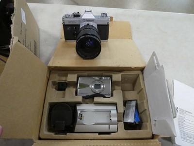 Lot 2656 - Box of camera equipment including Canon Ftb...