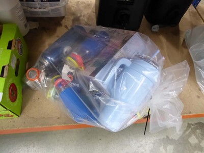 Lot 3030 - Bag containing various loose bottles and flasks