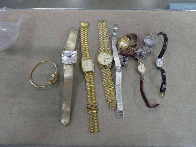 Lot 2810 - Small bag of watches to include Rotary and others