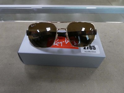 Lot 2785 - (17) Pair of Ray-Ban sunglasses