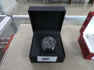 Lot 2831 - Lator gents wristwatch with black bezel