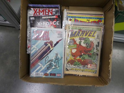 Lot 2854 - Box containing a qty of super hero comics to...