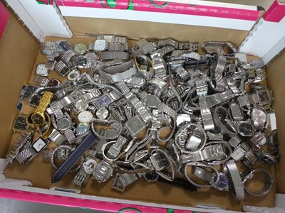 Lot 2865 - Approx. 130 wristwatches