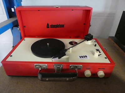 Lot 2939 - Steeple Tone Mini turntable