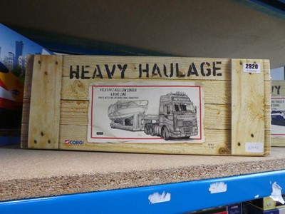 Lot 2920 - Boxed Volvo FH 2 axle low loader and boat load...