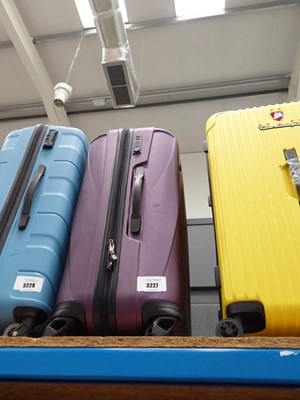 Lot 3227 - Large hard shell Samsonite suitcase