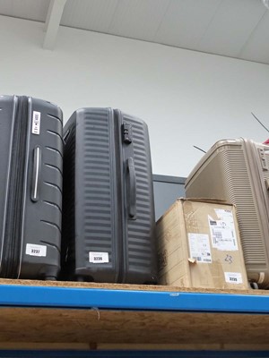 Lot 3236 - Large hard shell American Tourister suitcase